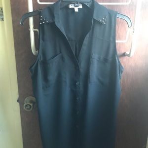 3/$18Express Portofino Sleevless Studded Neck Tank